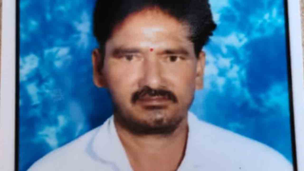 సెంట్రింగ్‌ మేస్త్రి దారుణహత్య
