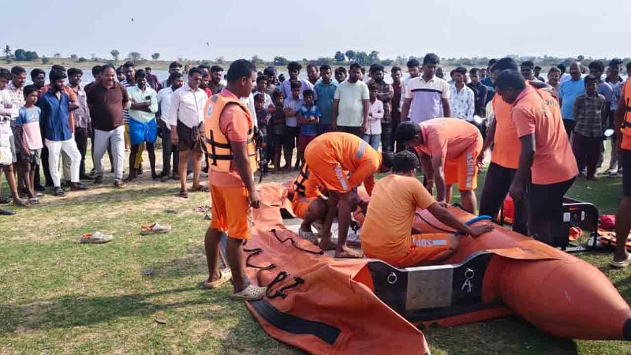 తుంగభద్ర తీరం.. కన్నీటి సంద్రం