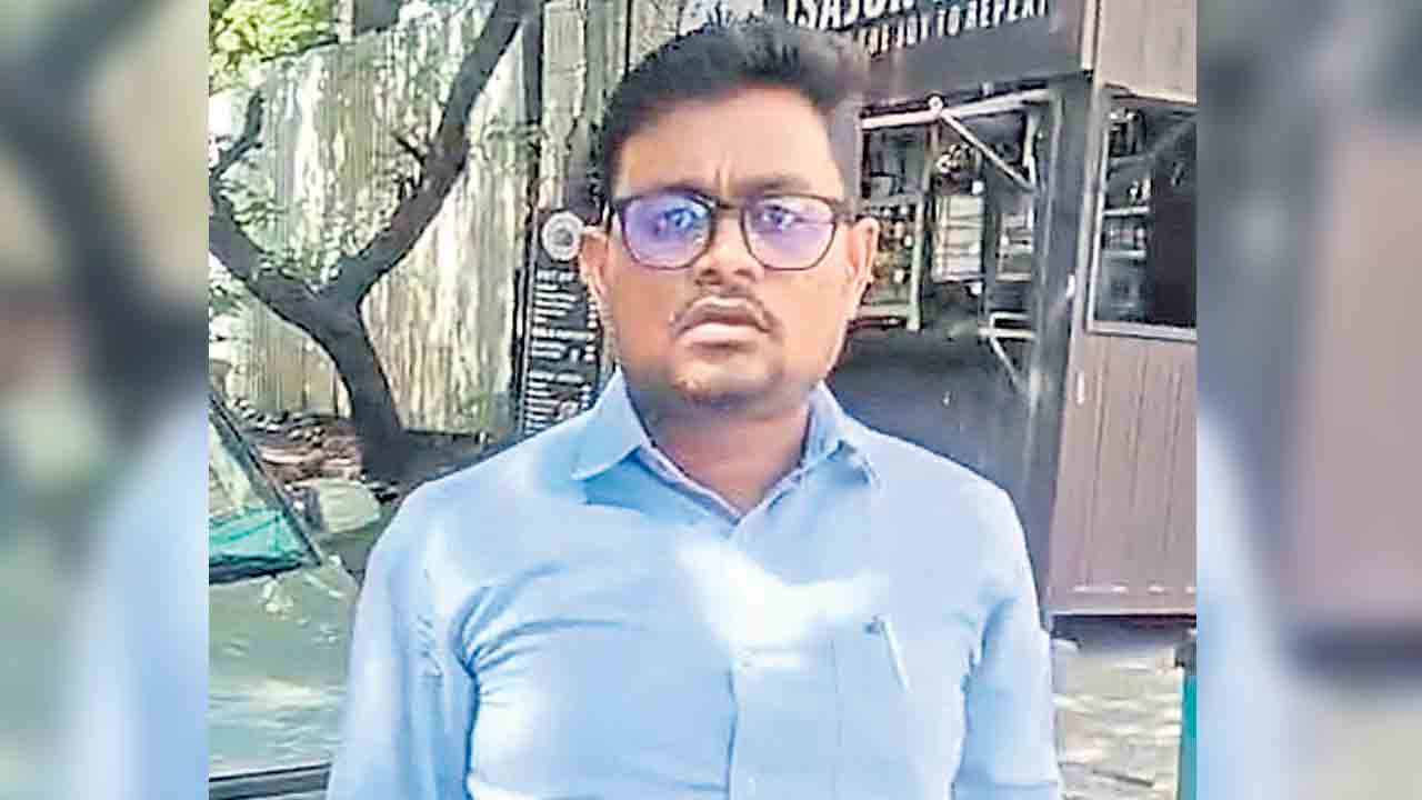కానిస్టేబుల్‌పై దౌర్జన్యం