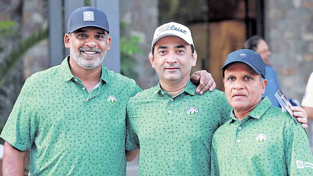 నాకౌట్‌కు టైటాన్స్‌, ఐరన్‌ ఈగల్స్‌
