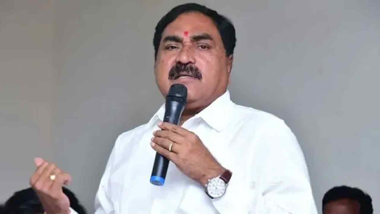 రేవంత్‌రెడ్డి పాలనలో రైతుల అరిగోస