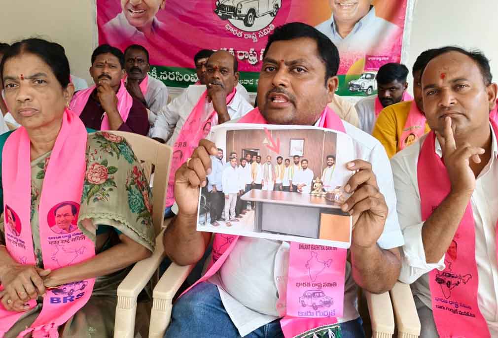 Vemulawada | ధాన్యం కుంభకోణంలో కాంగ్రెస్ నాయకులదే ప్రధాన పాత్ర.. జిల్లా పరిషత్ మాజీ చైర్ పర్సన్ న్యాలకొండ అరుణ రాఘవరెడ్డి