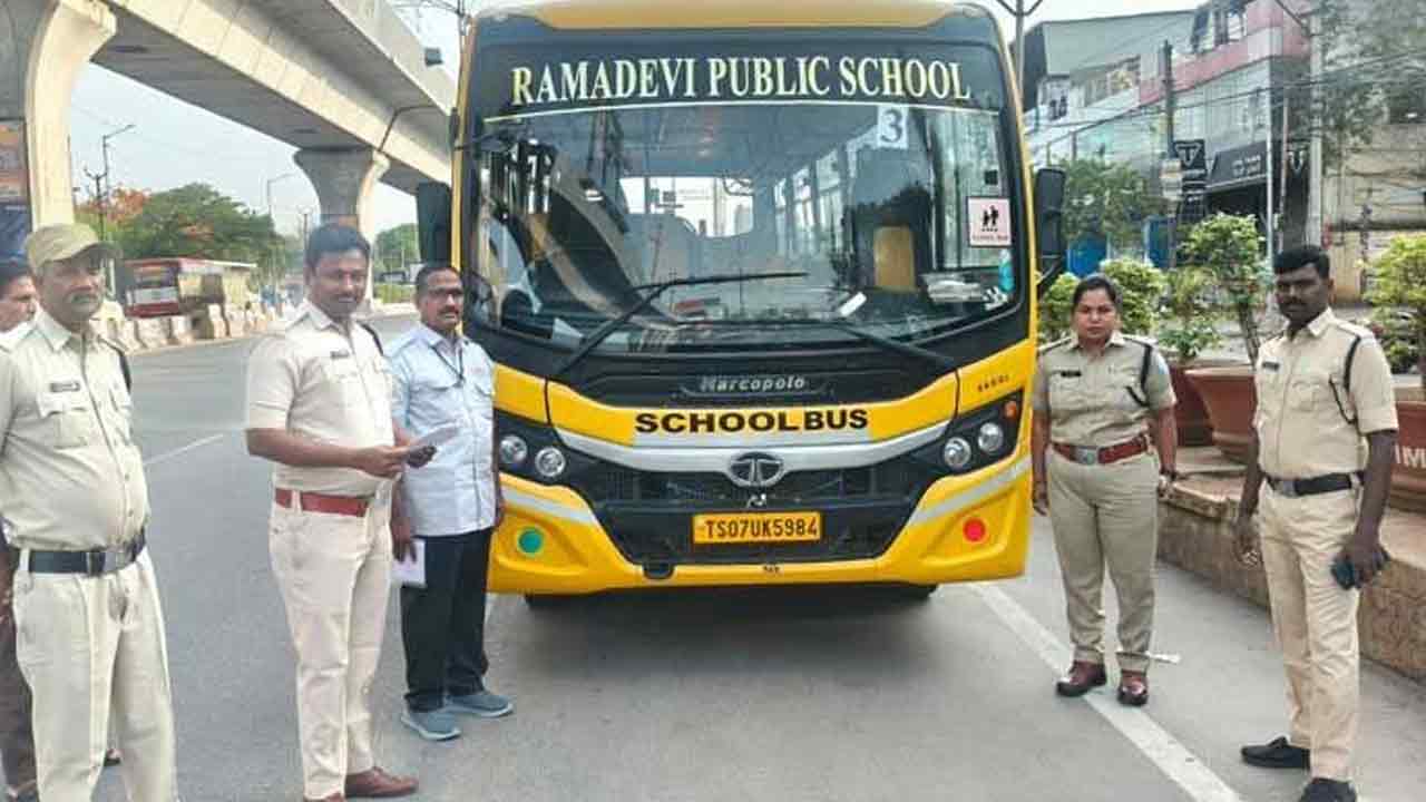 ‘ఫిట్‌లెస్‌’ బస్సులపై ఆర్టీఏ కొరడా
