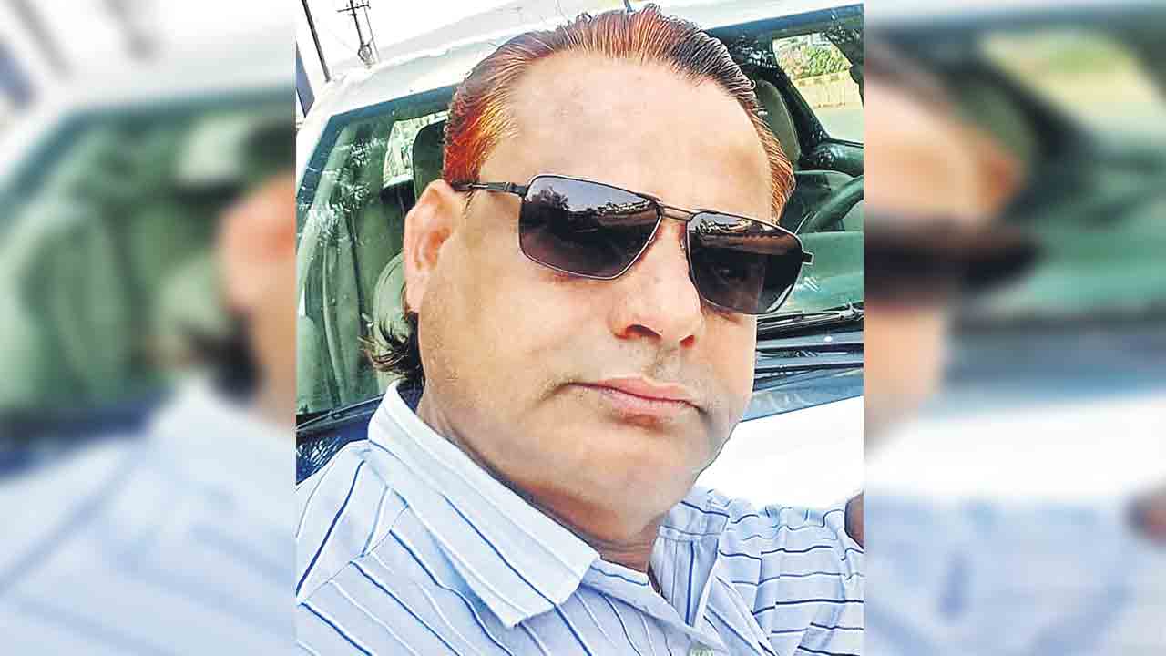 Suicide | సర్ జాబితాలో పేరు లేదని మనస్తాపం.. జైలుకు పంపుతారన్న భయంతో ఆత్మహత్య!
