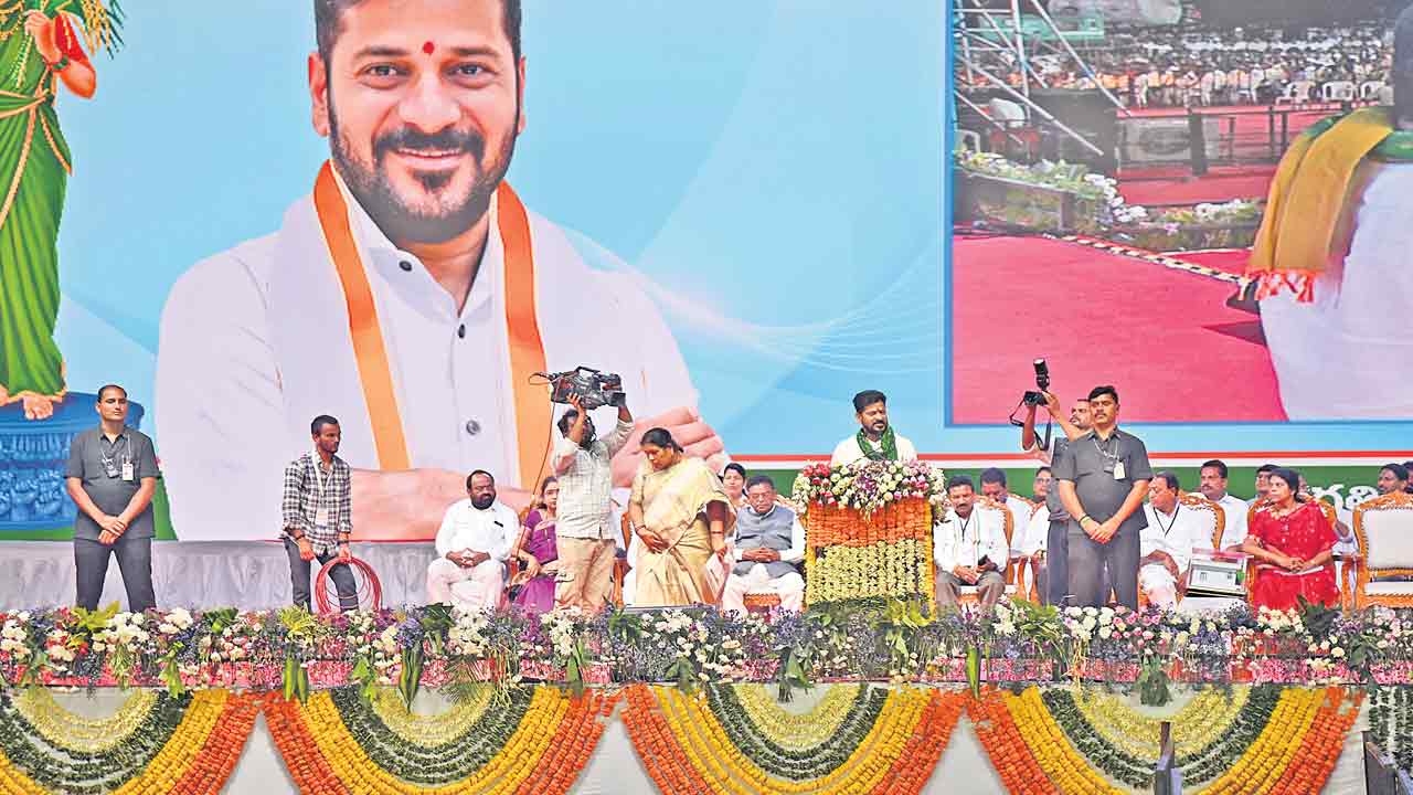 పంట కొనాల్సింది కేంద్రమే