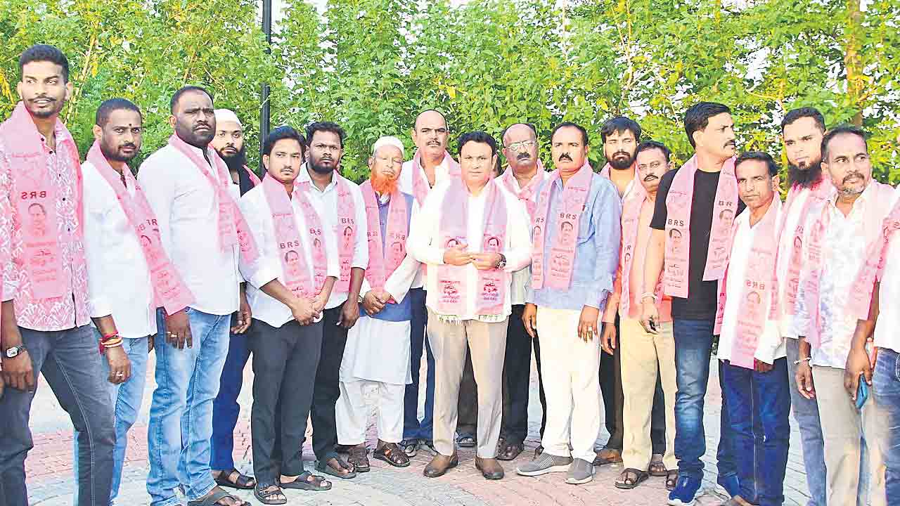 నగర అభివృద్ధిపై ధన్పాల్ నిర్లక్ష్యం