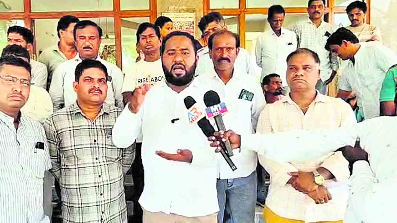 ఇష్టారాజ్యం..!