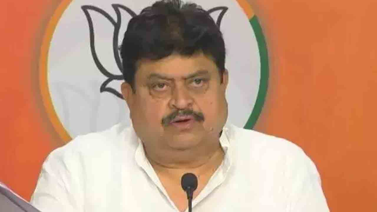 నీటివాటా చర్చలపై సీఎం స్పష్టత ఇవ్వాలి : రామచందర్‌రావు