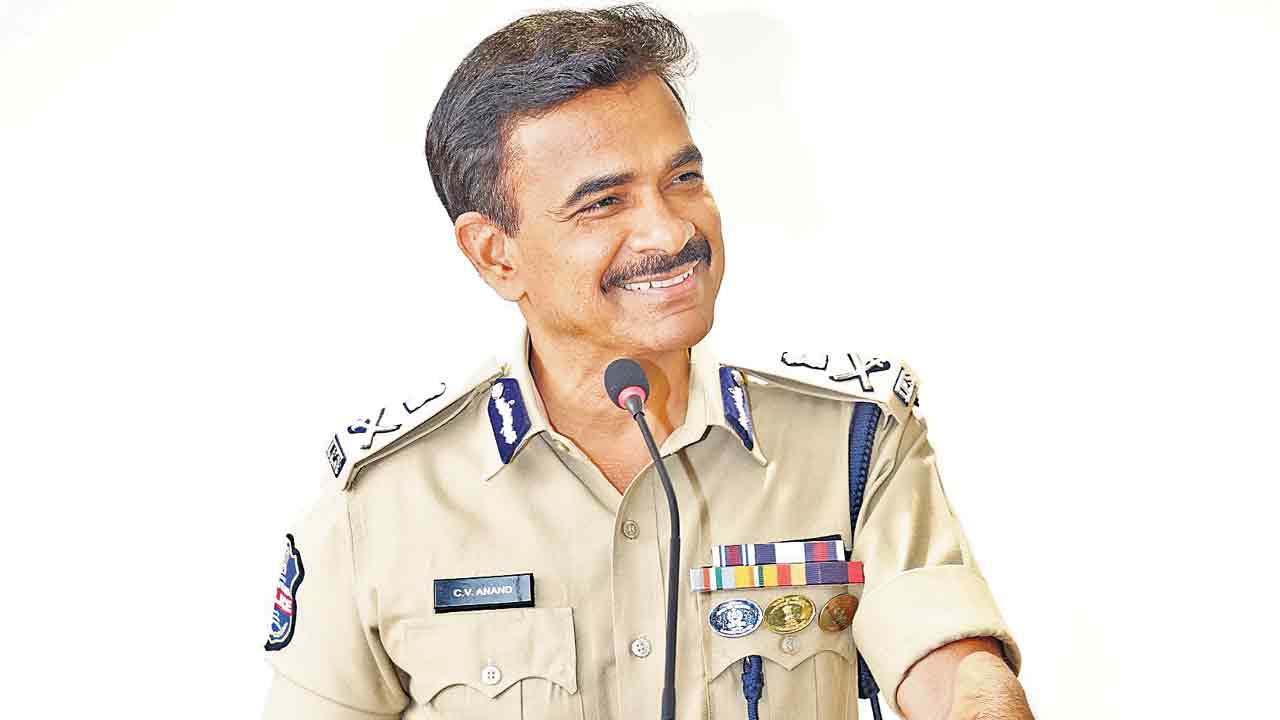 సమర్థవంత పోలీసింగ్‌కు సాంకేతికత తప్పనిసరి : డీజీపీ