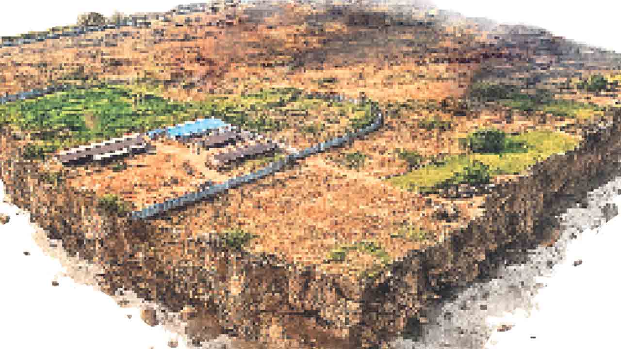 బెదరగొడుతూ..