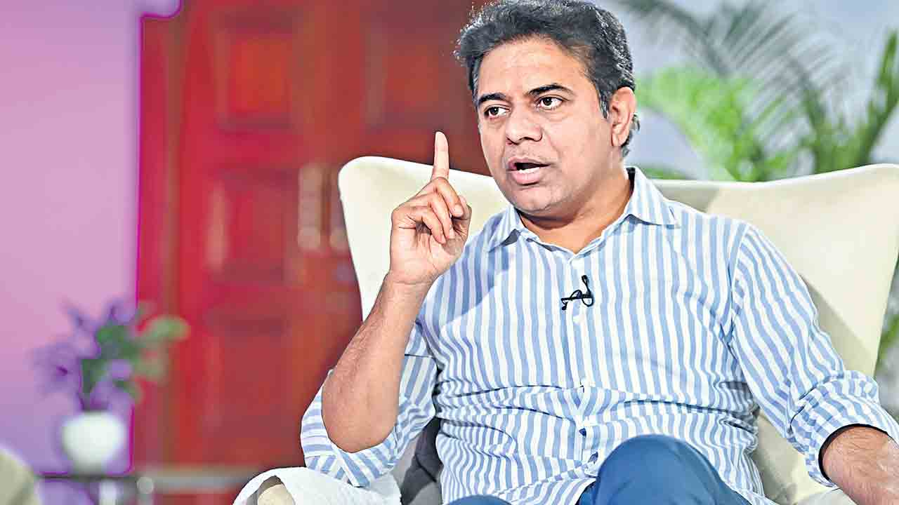 కేసీఆర్‌ లివింగ్‌ లెజెండ్‌