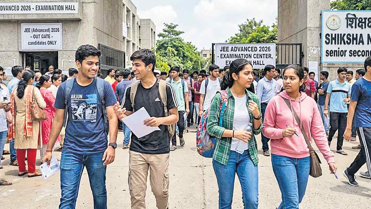 JEE Advanced | మరో పరీక్ష నిర్వహణలో వైఫల్యం..జేఈఈ అడ్వాన్స్‌డ్‌ అభ్యర్థుల వివరాలు బహిర్గతం