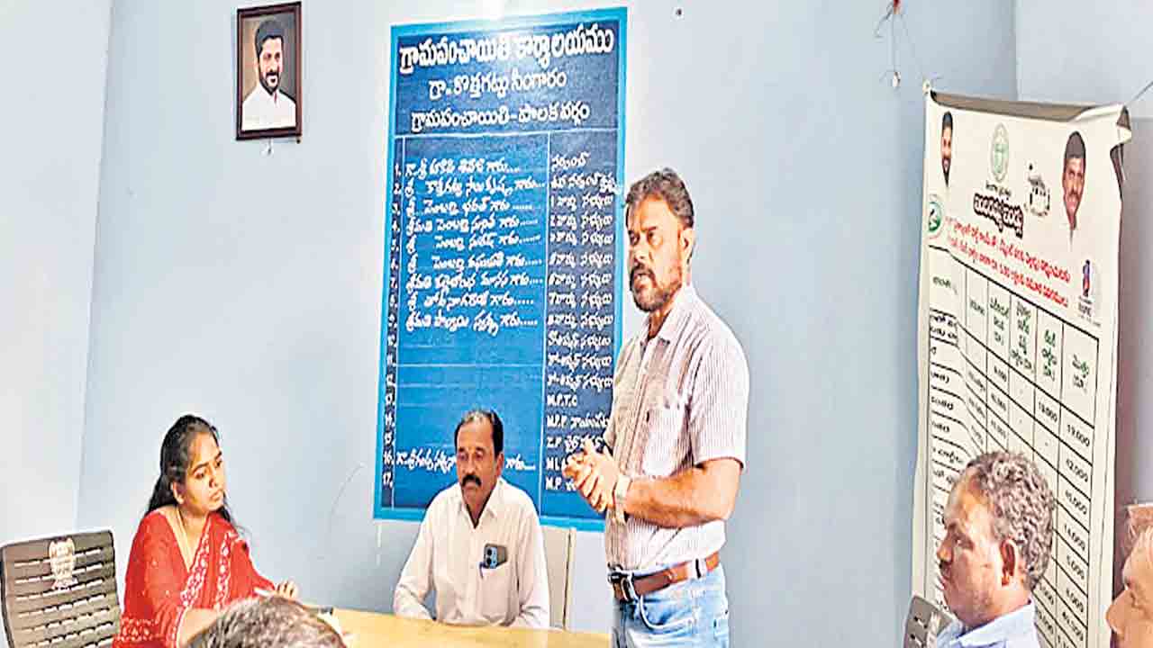 సర్కార్‌ బడిలో చేర్పిస్తే ఇంటి, నల్లా పన్నులు చెల్లిస్తా