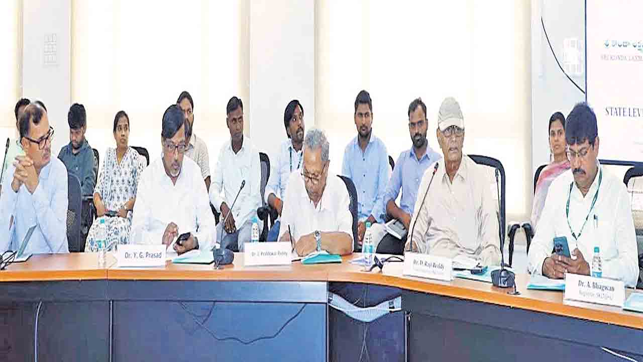 శాస్త్రీయ పరిశోధన ఫలితాలు రైతులకు చేరాలి