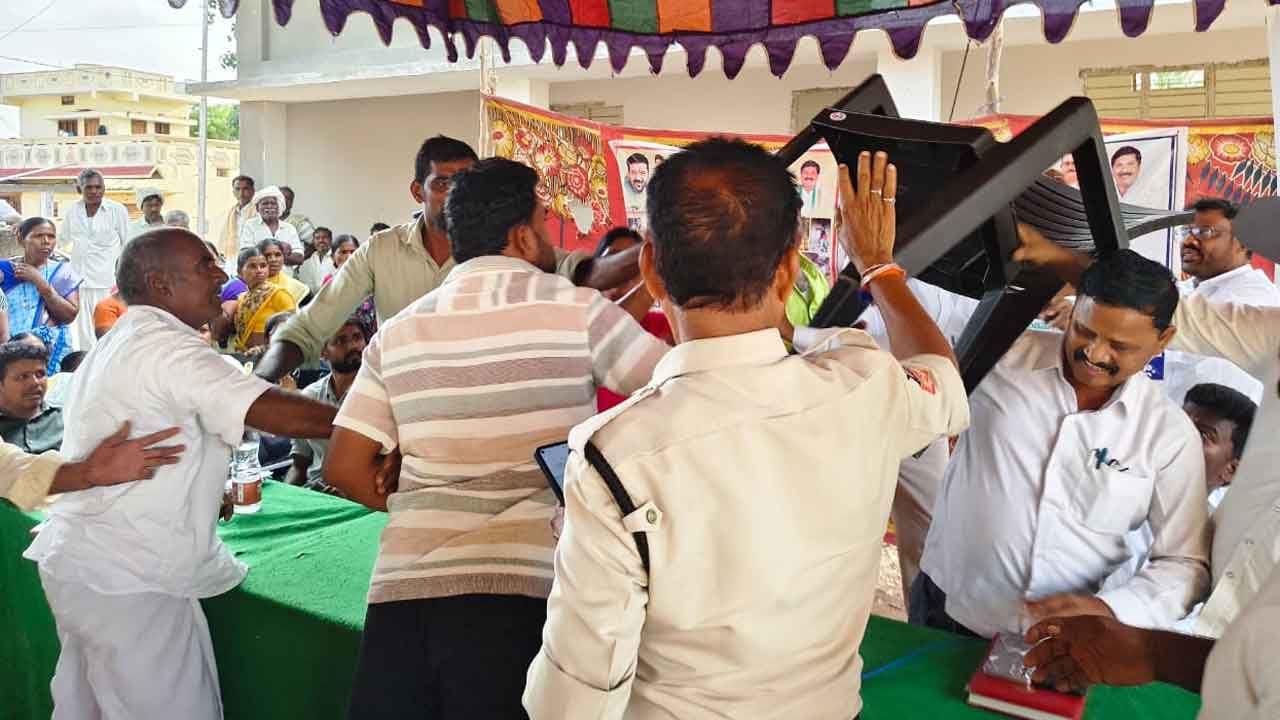 చౌదర్‌పల్లి గ్రామసభలో రసాభాస