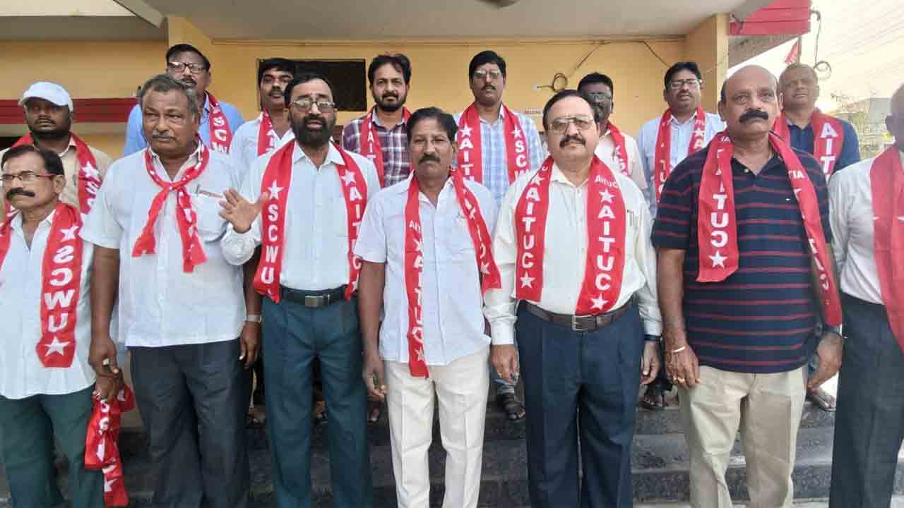 సింగరేణిలో రాజకీయ జోక్యం వద్దు