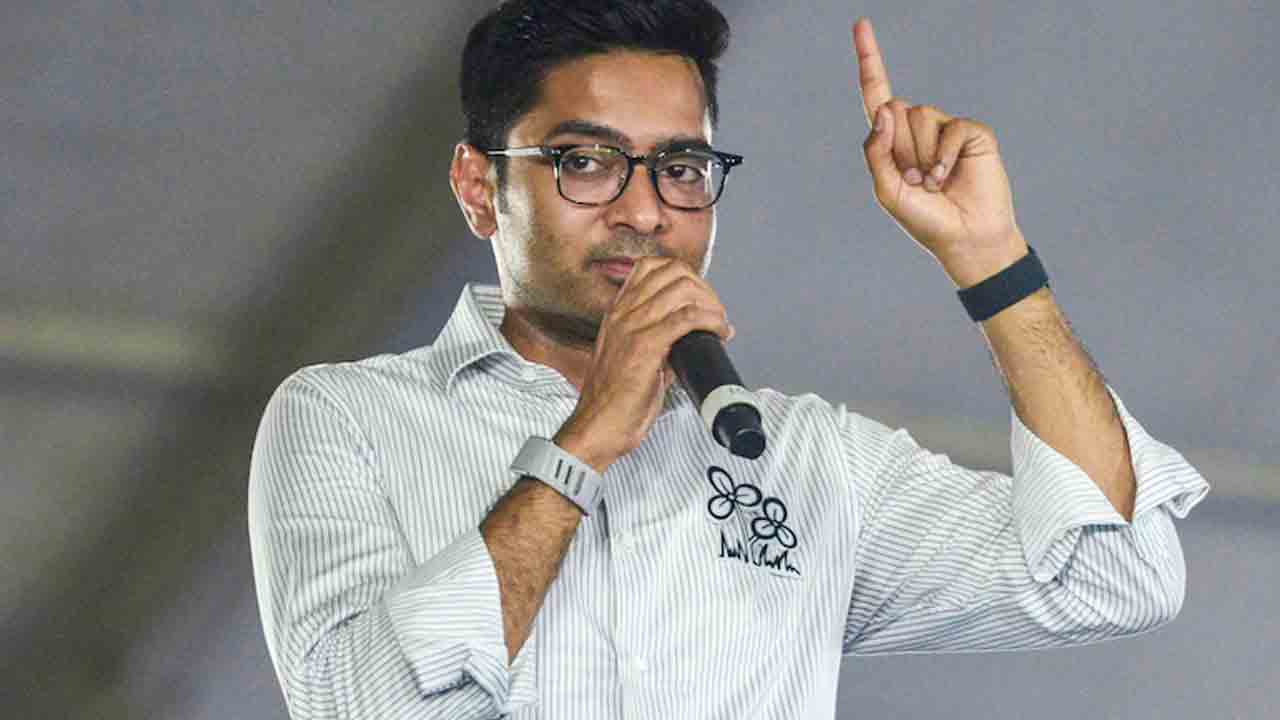Abhishek Banerjee | వేళ కాని వేళలో అభిషేక్‌ బెనర్జీకి లోక్‌సభ సెక్రటేరియట్ ఈ-మెయిల్‌.. టీఎంసీ విమర్శలు