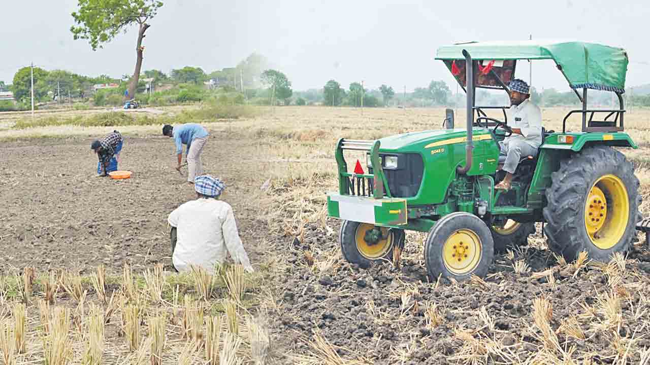 నైరుతి పలకరింపు