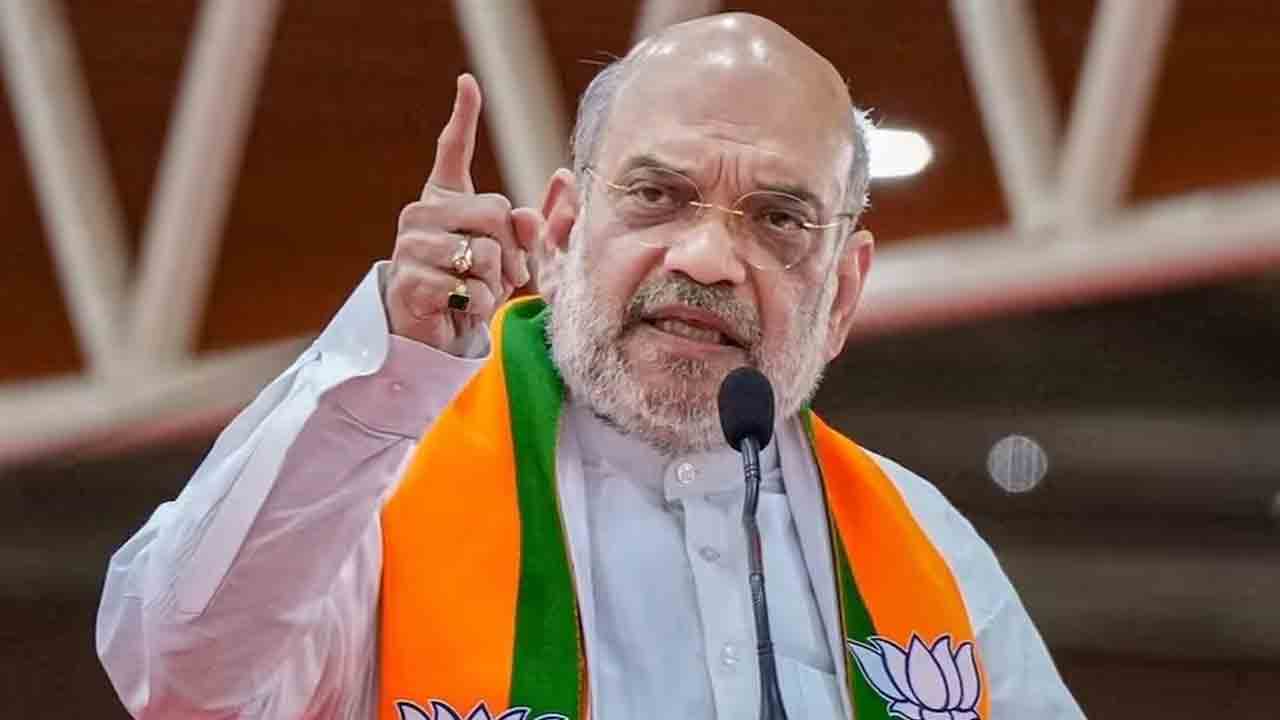 మహారాష్ట్రలో మిగిలింది ఒక్క శివసేనే..