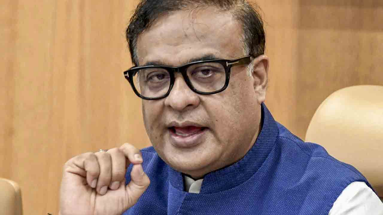18 ఏండ్లు పైబడిన వారికి ఆధార్‌ జారీ బంద్‌!.. అస్సాం క్యాబినెట్‌ నిర్ణయం