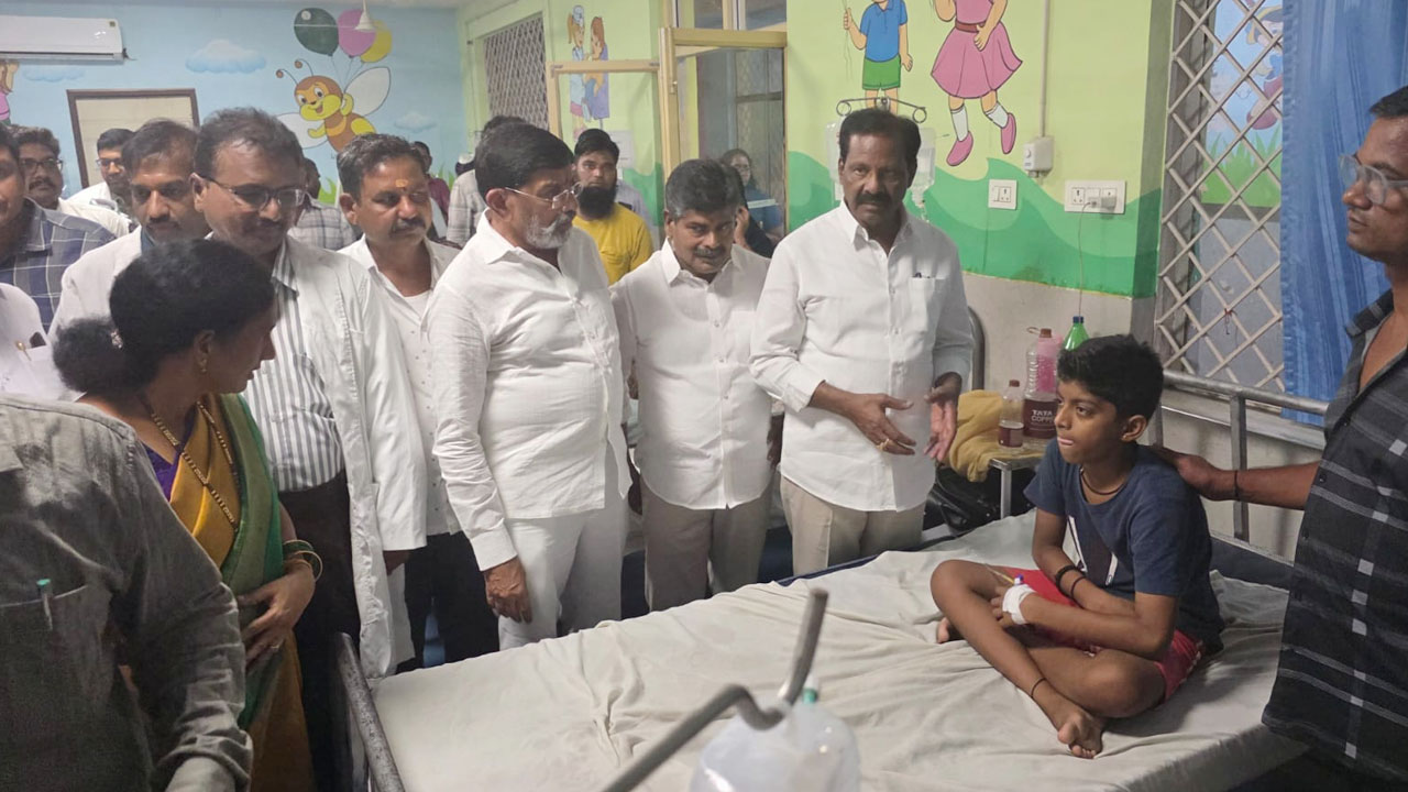 KTR | పానీపూరి తిని అస్వస్థతకు గురైన చిన్నారులకు మెరుగైన వైద్యం అందించాలి : కేటీఆర్