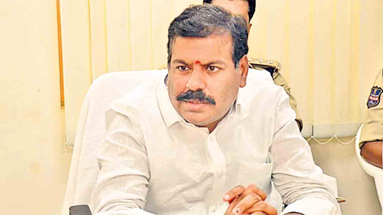 ఓటు శక్తివంతమైన ఆయుధం.. బీరం హర్షవర్ధన్‌రెడ్డి