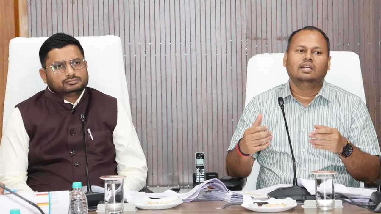 భూ సేకరణ ప్రక్రియను పూర్తి చేయాలి
