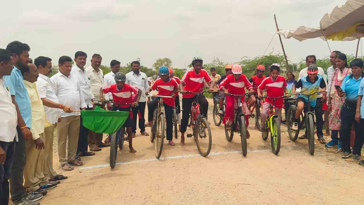 క్రీడలతోనే మానసికోల్లాసం