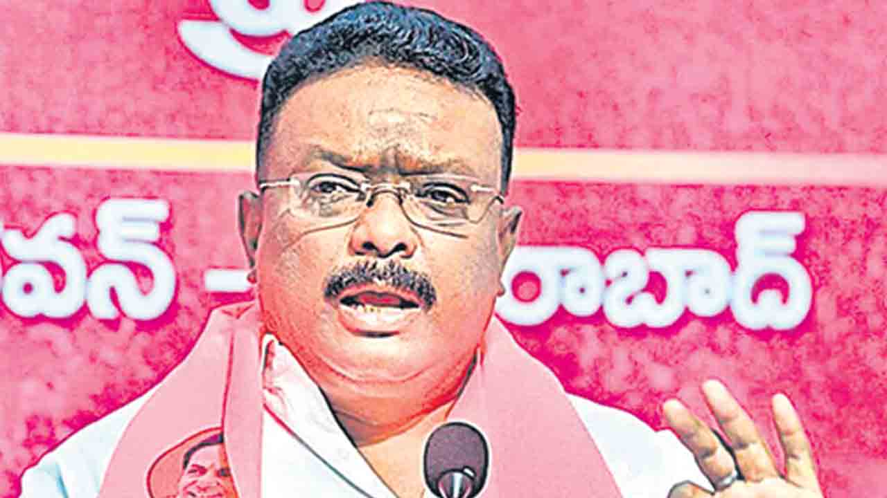 సీఎం వ్యాఖ్యలు పాలనా వైఫల్యానికి నిదర్శనం.. దాసోజు శ్రవణ్‌