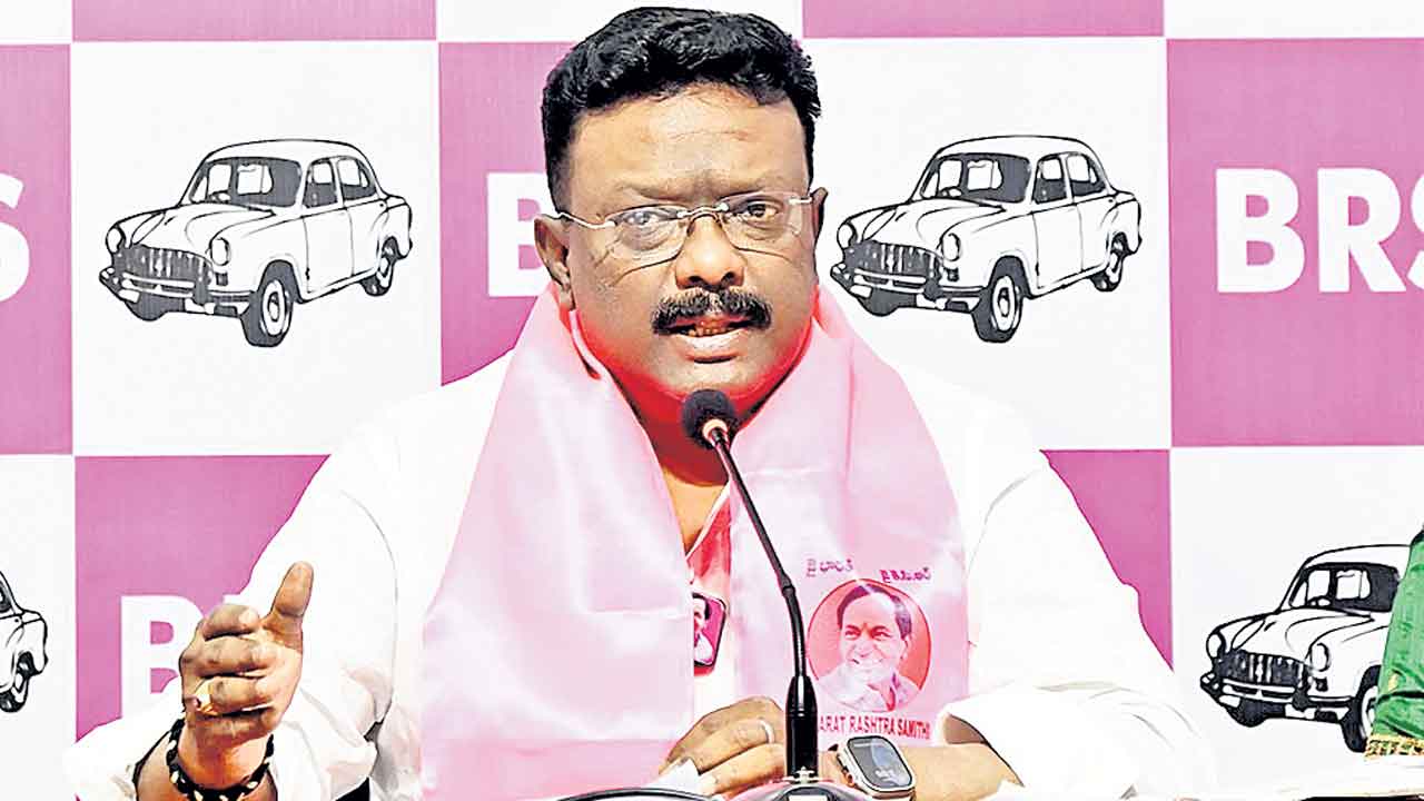 అవును రేవంత్‌.. నువ్వు హిట్లర్‌వే!: దాసోజు