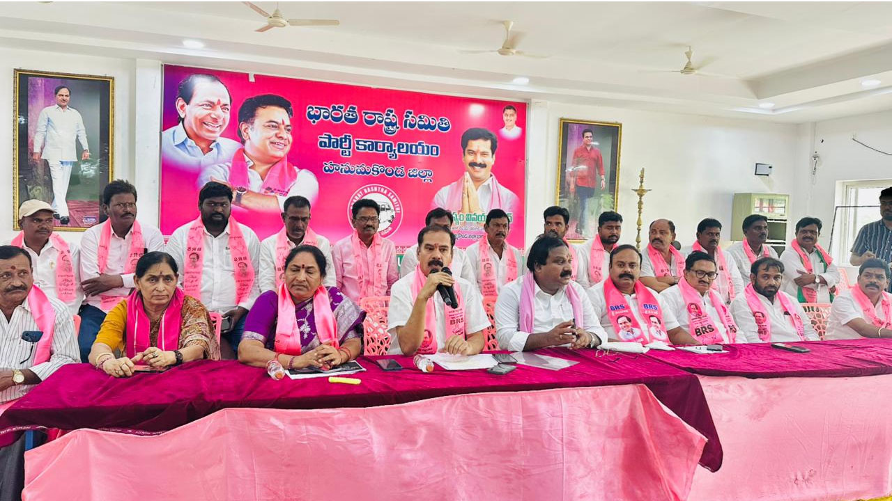Dasyam Vinay Bhaskar | చంద్రబాబు డైరెక్షన్‌లో రేవంత్ పాలన : దాస్యం వినయ్ భాస్కర్