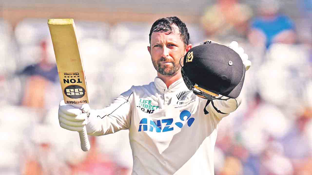 కాన్వే, లాథమ్‌ శతక మోత