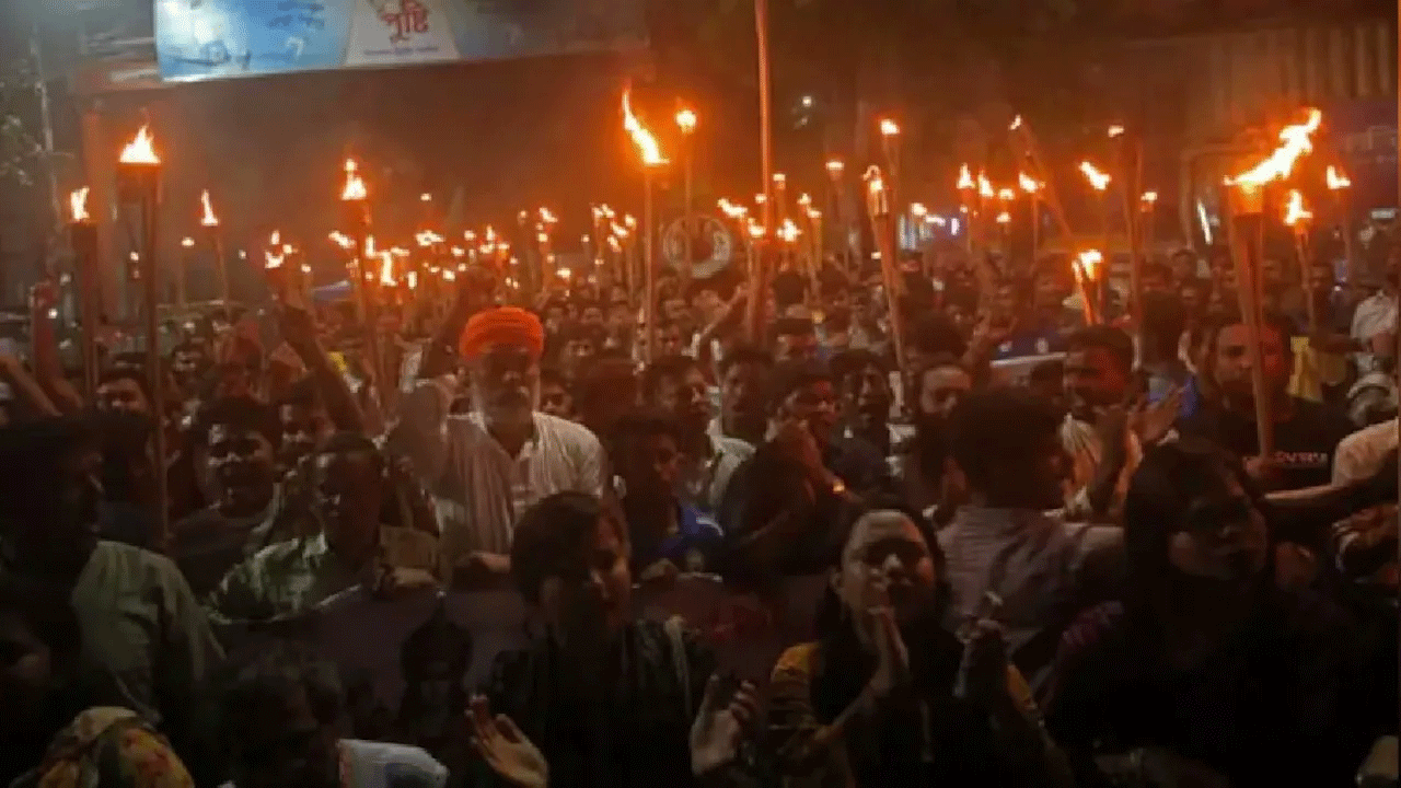 Dhaka | బంగ్లా రాజధాని ఢాకాలో జైశ్రీరామ్‌ నినాదాలు.. ప్రభుత్వానికి హిందూ సంఘాల అల్టిమేటం