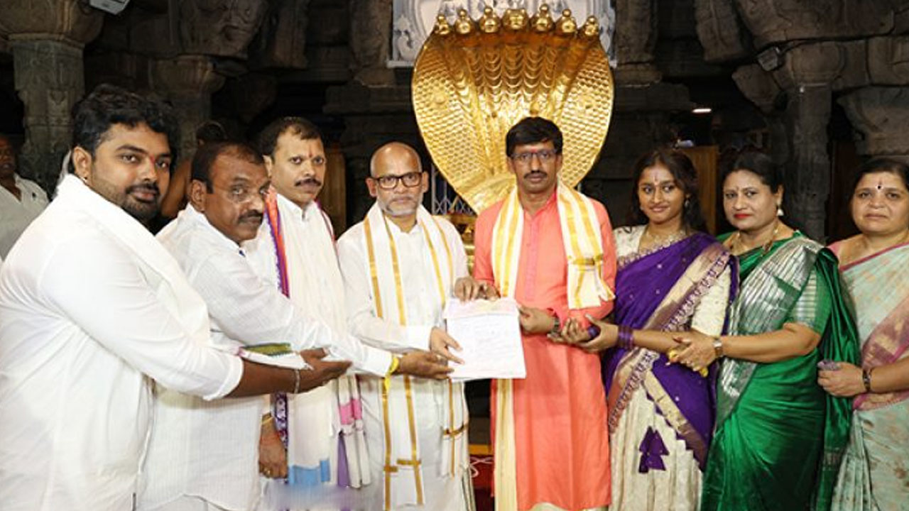 Tirumala | ఎస్వీ అన్నప్రసాదం ట్రస్టుకు రూ.11 లక్షల విరాళం