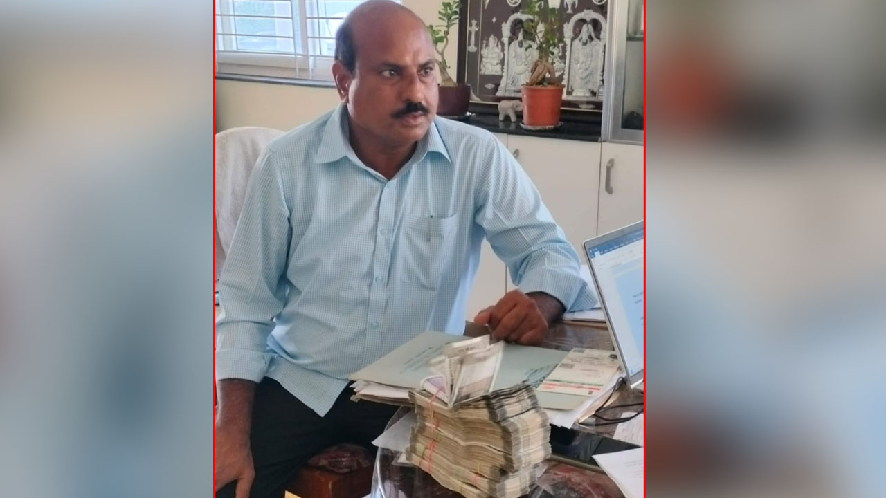 ACB Raid | నిజామాబాద్‌ ఎక్సైజ్‌ సూపరింటెండెంట్‌ వద్ద రూ.3 కోట్ల విలువైన అక్రమ ఆస్తుల గుర్తింపు