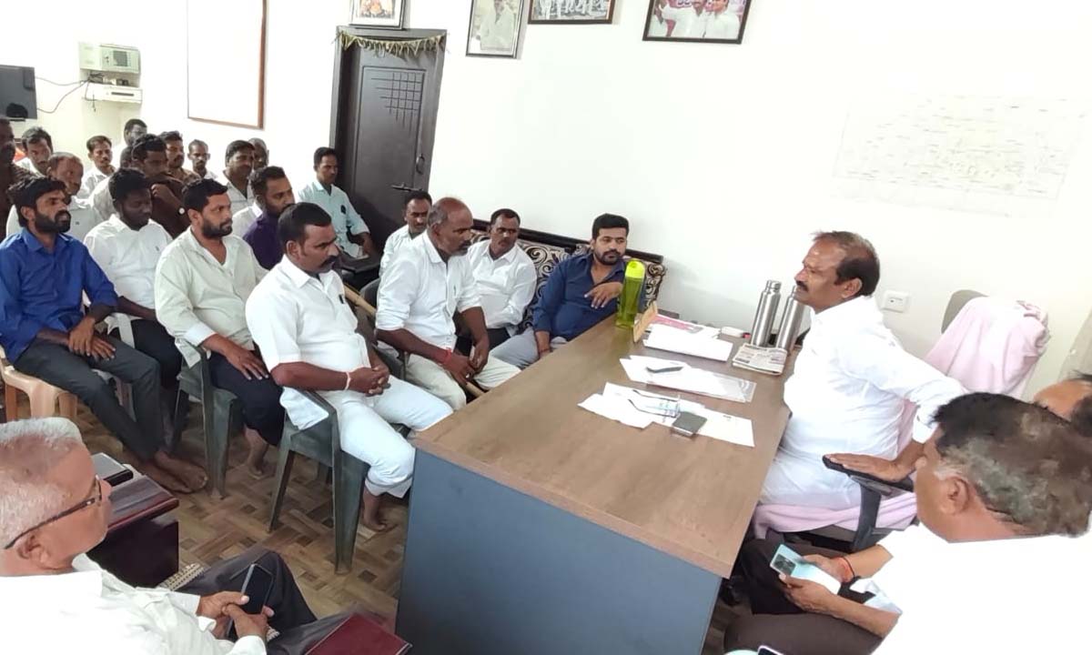 Ala Venkateshwar Reddy | సర్‌లో ఓట్లు మిస్‌కాకుండా పార్టీ శ్రేణులు జాగ్రత్తలు తీసుకోవాలి : మాజీ ఎమ్మెల్యే ఆల వెంకటేశ్వర్ రెడ్డి