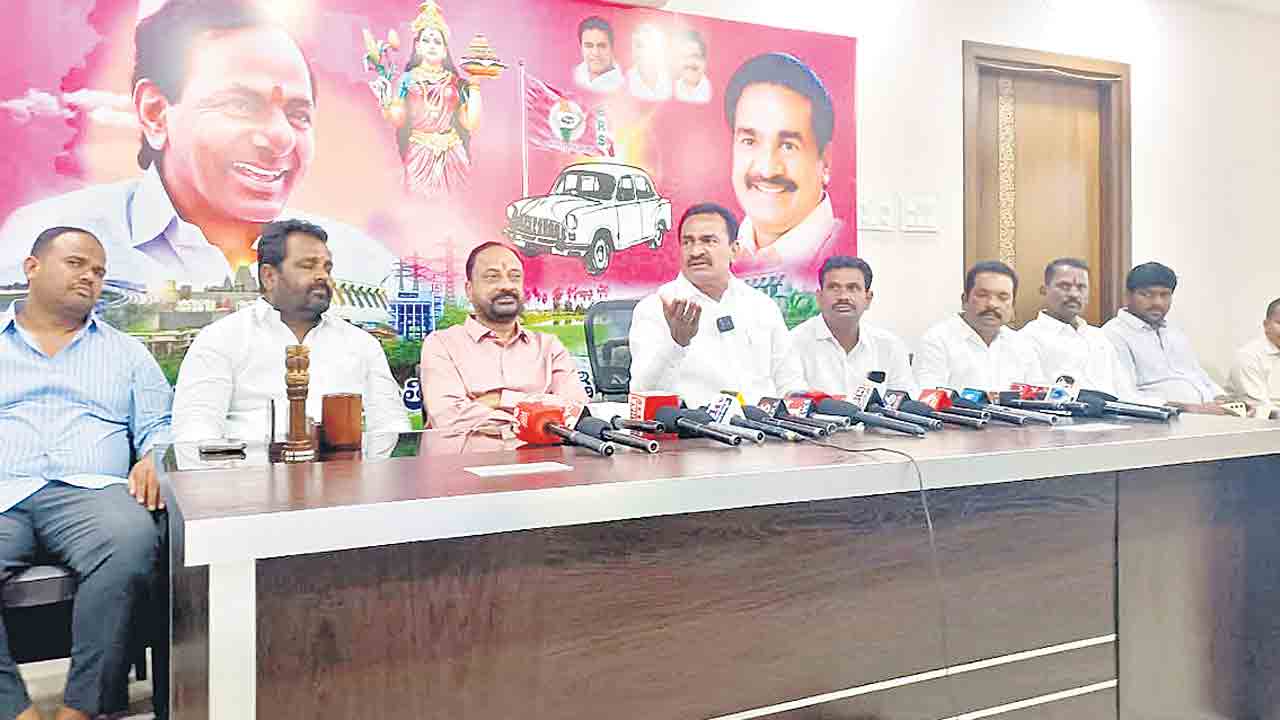 రైతులను మోసం చేసిన కాంగ్రెస్‌.. గంప గోవర్ధన్‌