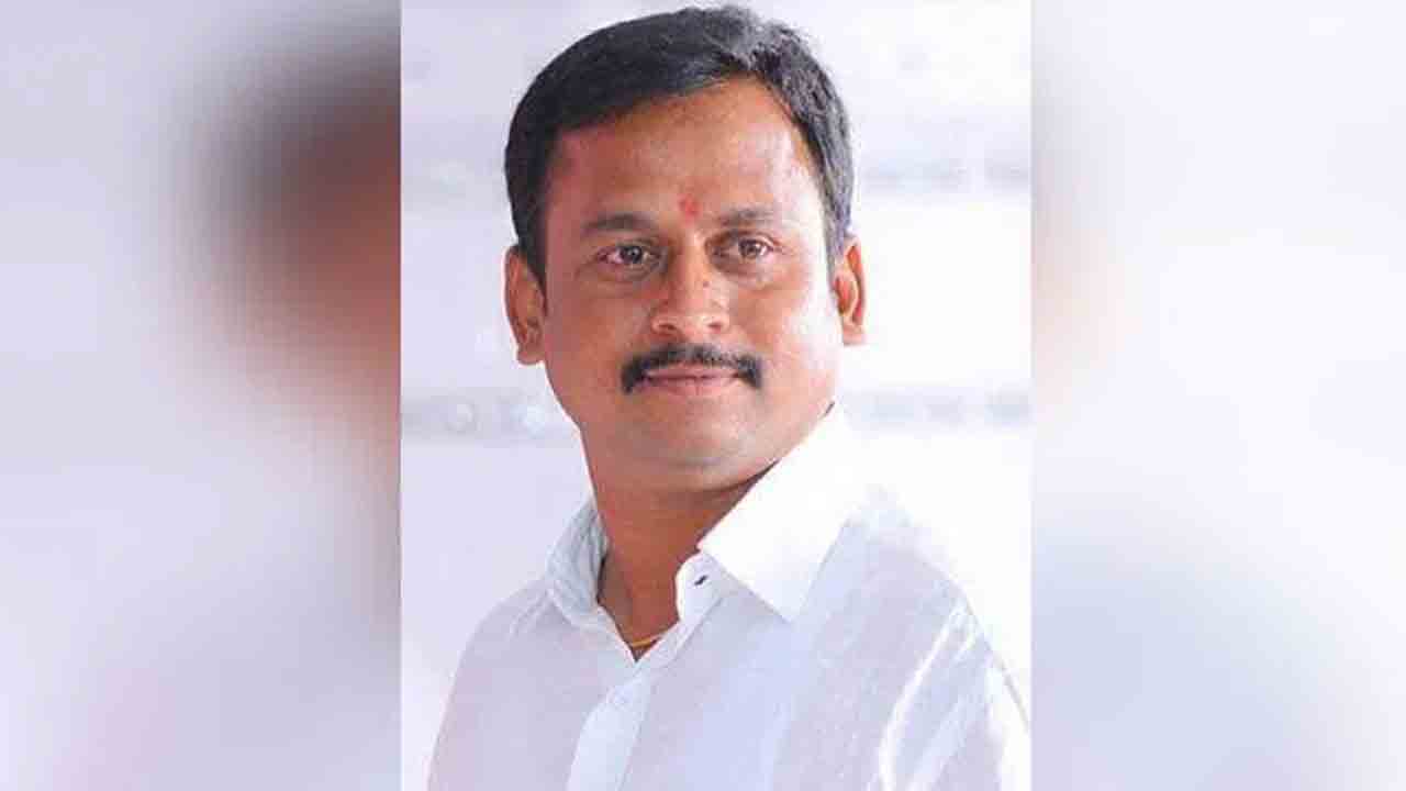 నేడు డీఈవో ఆఫీస్‌ల ఎదుట ధర్నా.. బీఆర్‌ఎస్‌వీ అధ్యక్షుడు గెల్లు పిలుపు