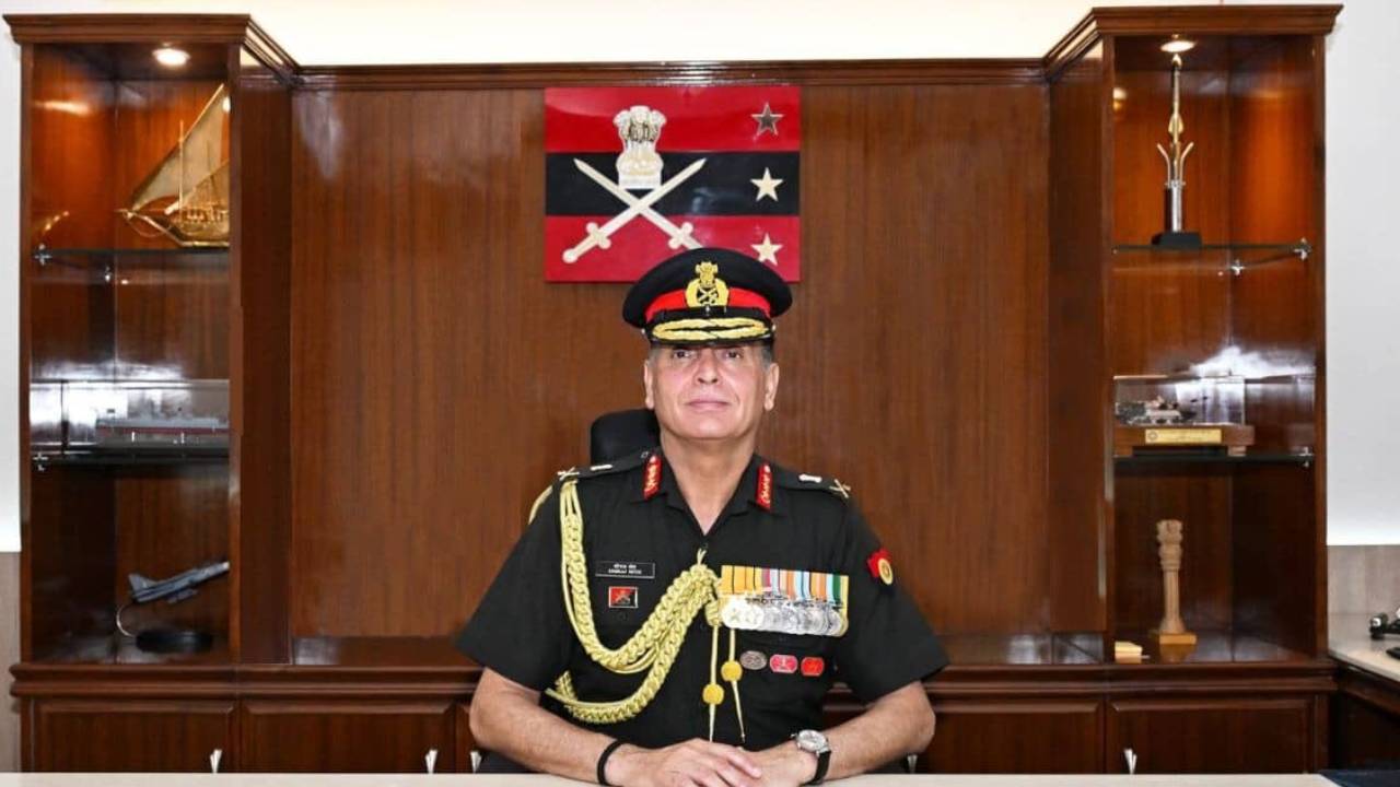 General Dhiraj Seth | భారత 31వ ఆర్మీ చీఫ్‌గా జనరల్ ధీరజ్ సేథ్ బాధ్యతలు స్వీకరణ
