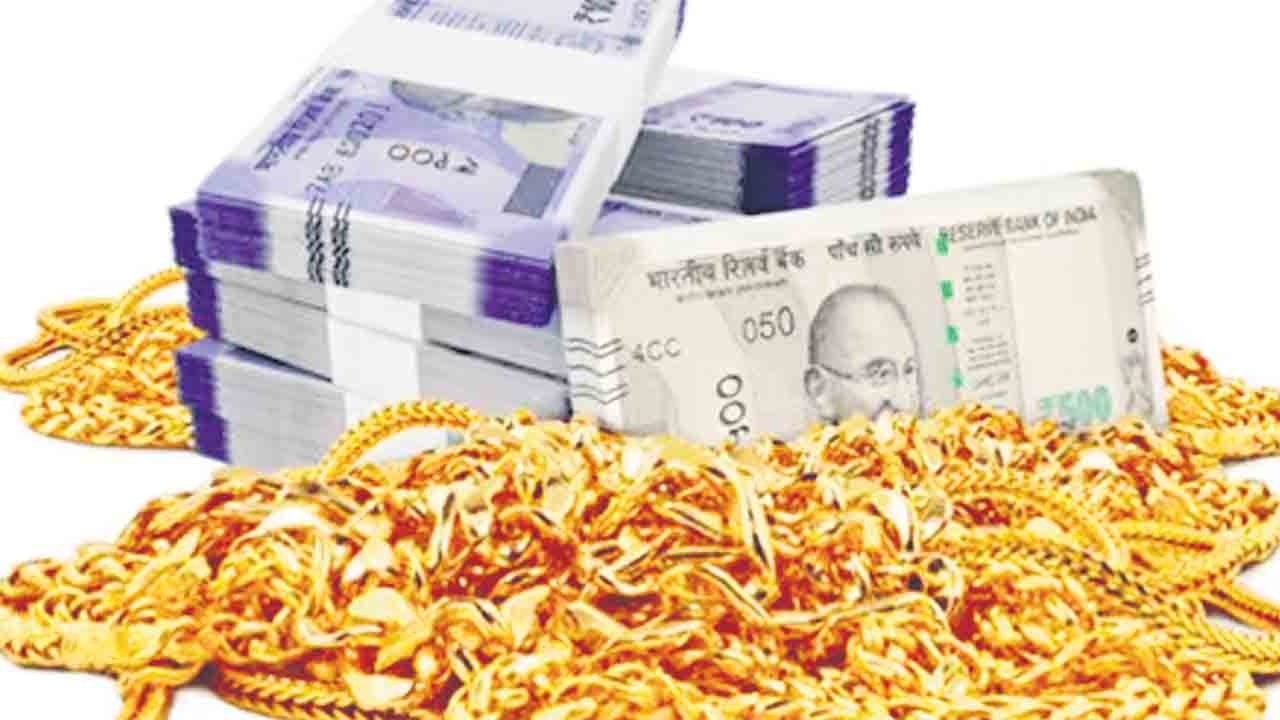 భారీగా తగ్గిన బంగారం ధర