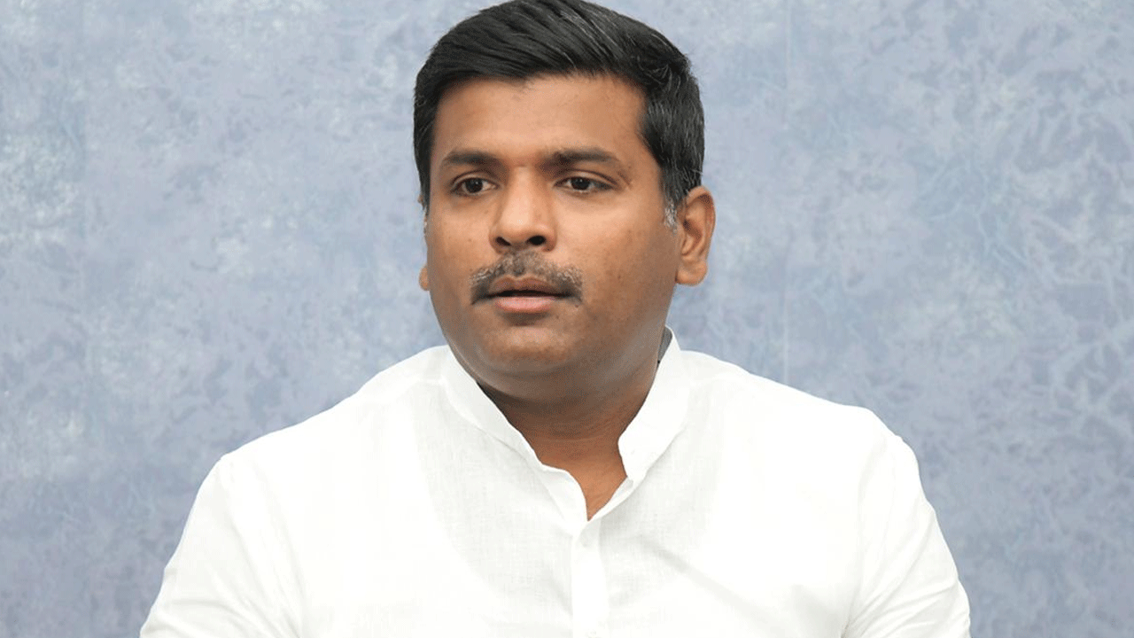 AP News | నియంతలా నారా లోకేశ్‌.. కార్మిక సంఘాలకు బెదిరింపులు : గుడివాడ అమర్‌నాథ్‌