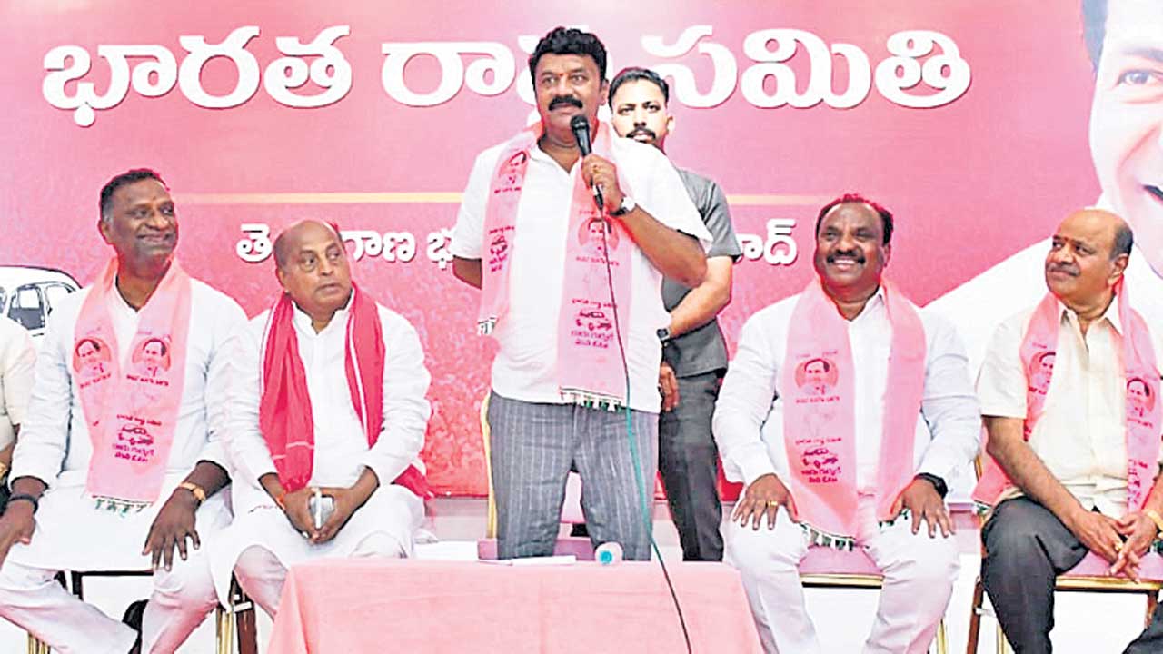 గోషామహల్‌పై గులాబీ జెండా ఎగరేద్దాం