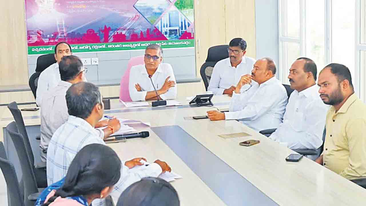 ఆయిల్‌పామ్‌ సాగును ప్రోత్సహించాలి