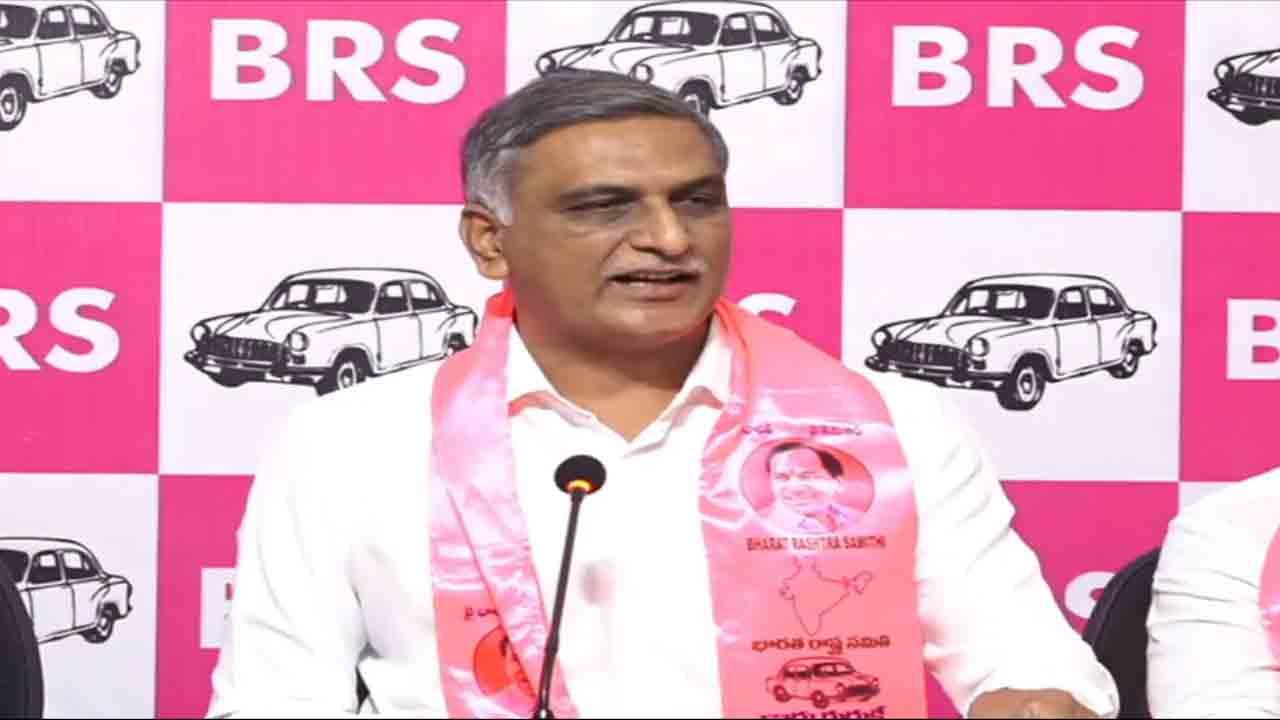 Harish Rao | నీళ్ల మంత్రి ఉత్తమ్‌ను కూడా బయట కూర్చోబెట్టేంత సీక్రెట్ ఏముంది..? : హరీశ్ రావు