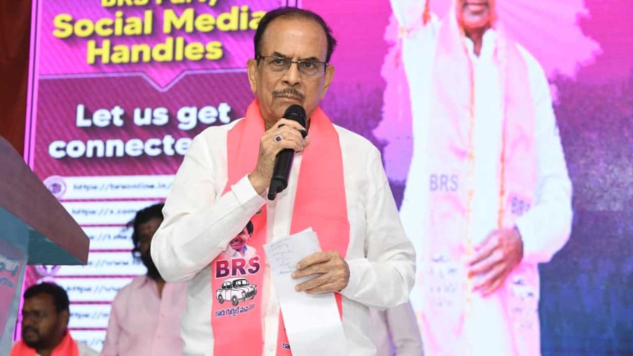 ఇంటింటికెళ్లి అవగాహన కల్పించాలి