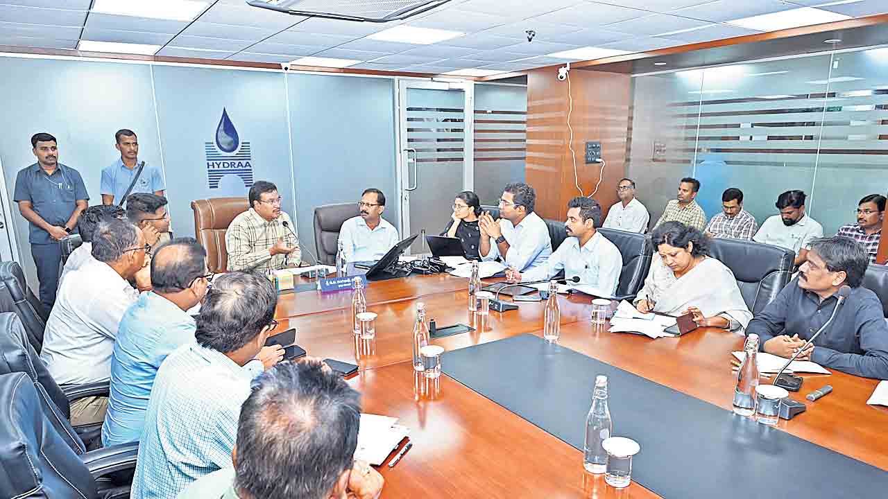 వరద ముప్పు తప్పిస్తాం