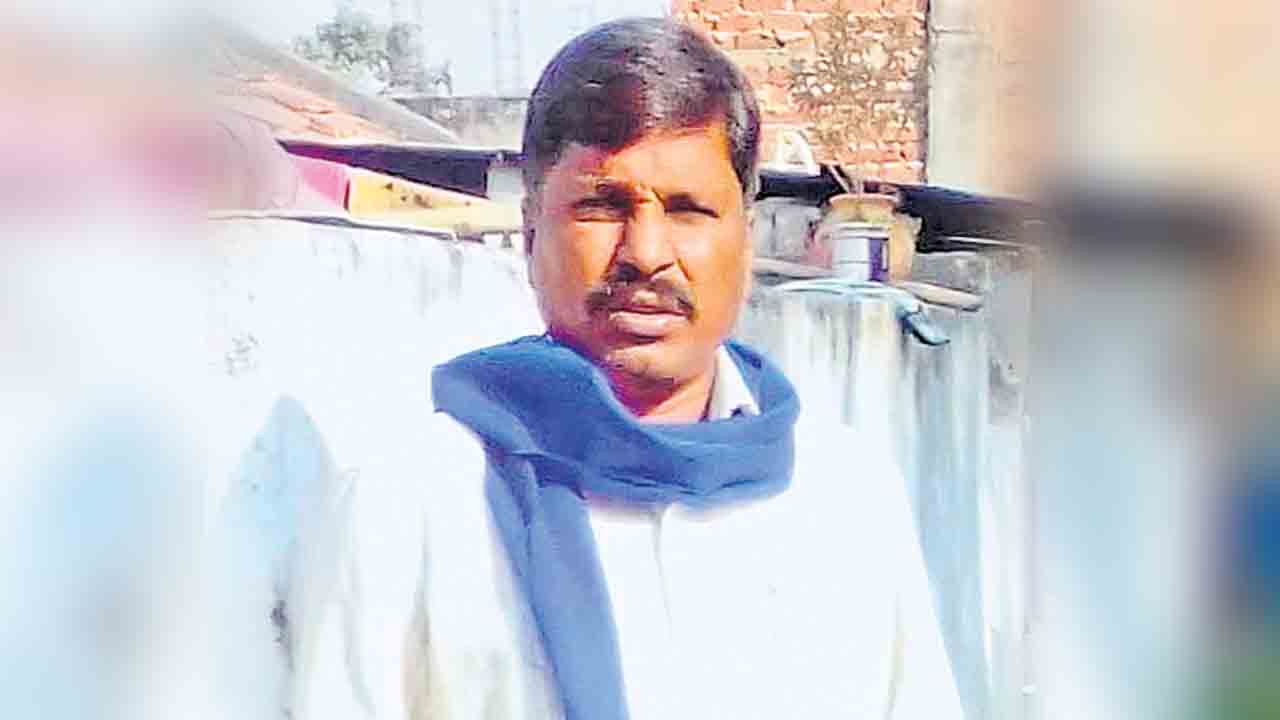 ప్రాణం తీసిన ఇందిరమ్మ బిల్లు!.. మనస్తాపంతో ఉద్యమకారుడి ఆత్మహత్య