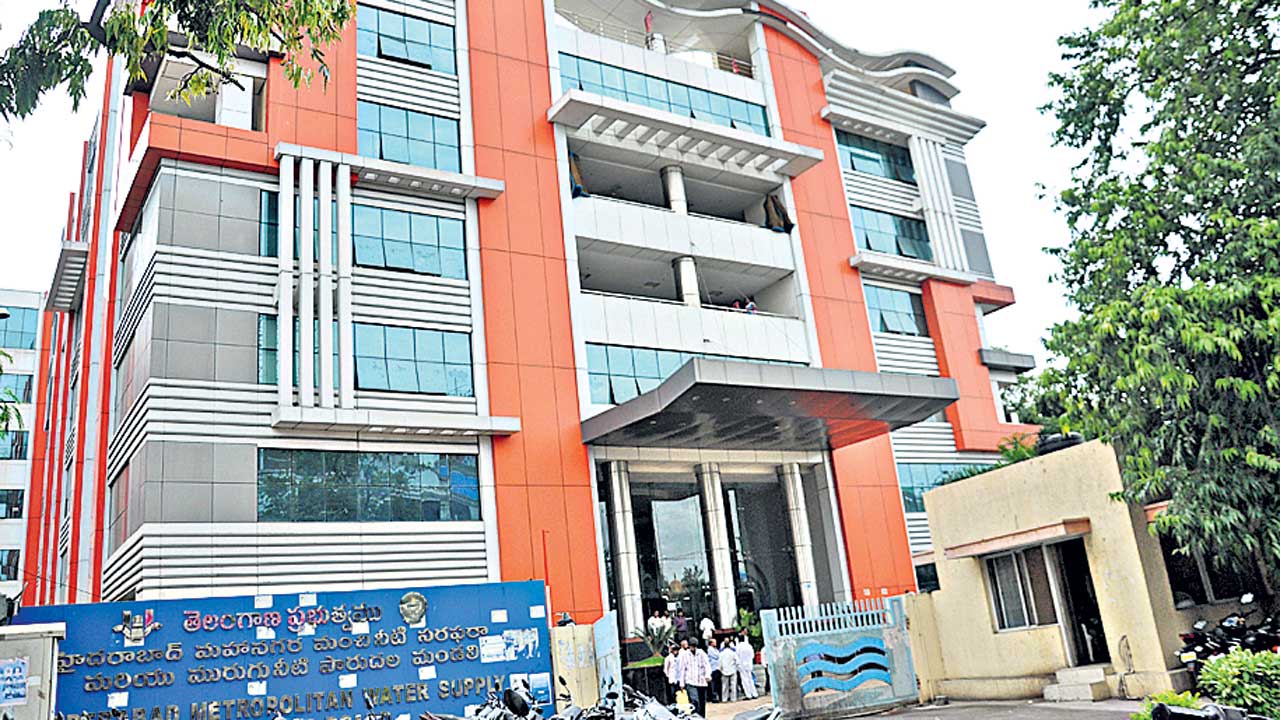 కస్టమర్‌ కేర్‌ నిర్లక్ష్యం