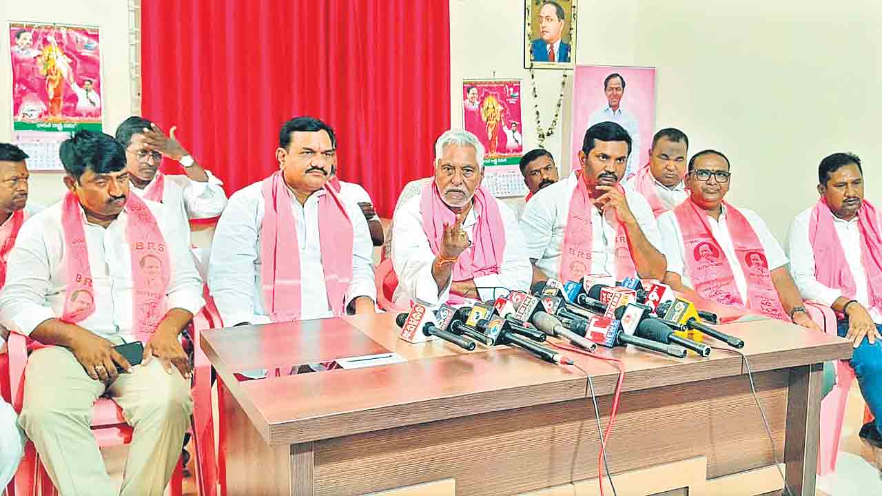 ప్రపంచంలోనే అసమర్థ సీఎం రేవంత్‌
