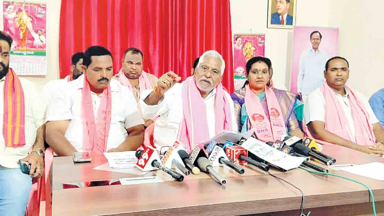 అడ్లూరికి దోపిడీ కనిపించడం లేదా..?